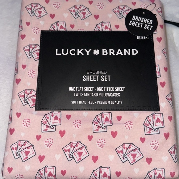 Lucky brand 2024 Valentine’s Day love card queen sheet set  - Picture 5 of 6